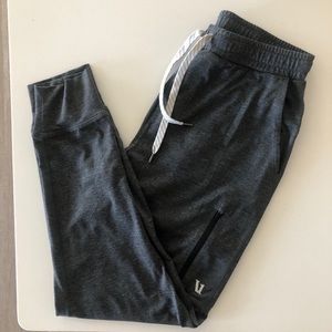 Vuori Sunday Performance Jogger - Like New
